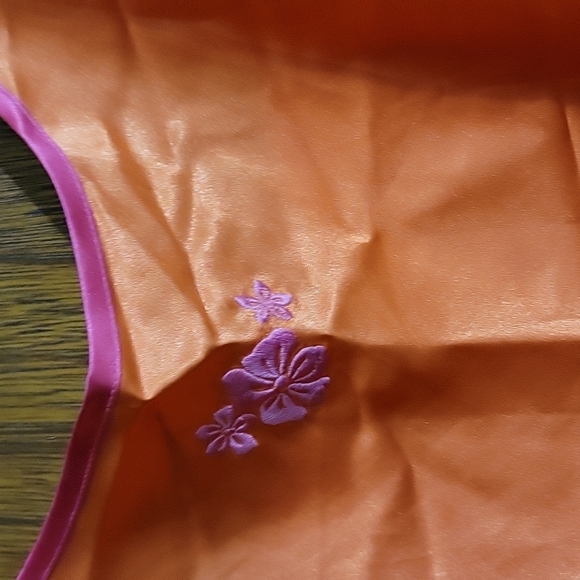 NWOT Kathryn polyester sleepwear orange - Picture 2 of 5